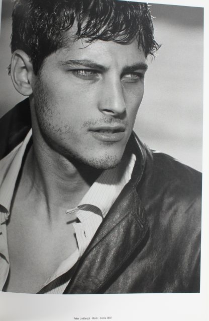 Peter Lindbergh/Giorgio Armani - Photo Gallery Sicilia 2002 + Accesoires Spring/Summer 2002 - 2002 - Image 10