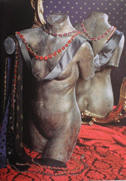 Versace Men's Fall Winter 1989-1990 N. 17- Couture Update prêt-à-porter - Image 6
