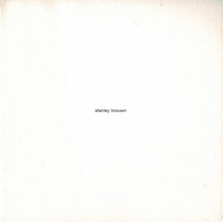 stanley brouwn - untitled [ A distance of 312 feet and an imaginary distance of 587 feet intersect each other in such a way that the intersection divides each distance in two equal distances on monday 24 january ] - 2005