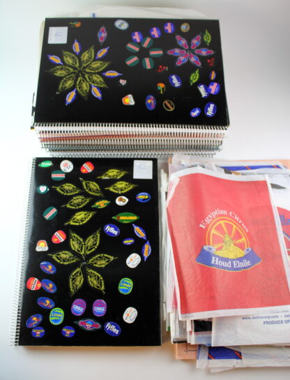 Orange Labels (a collection of 500 labels in 6 binders and 1 folder- 2000s - Image 10