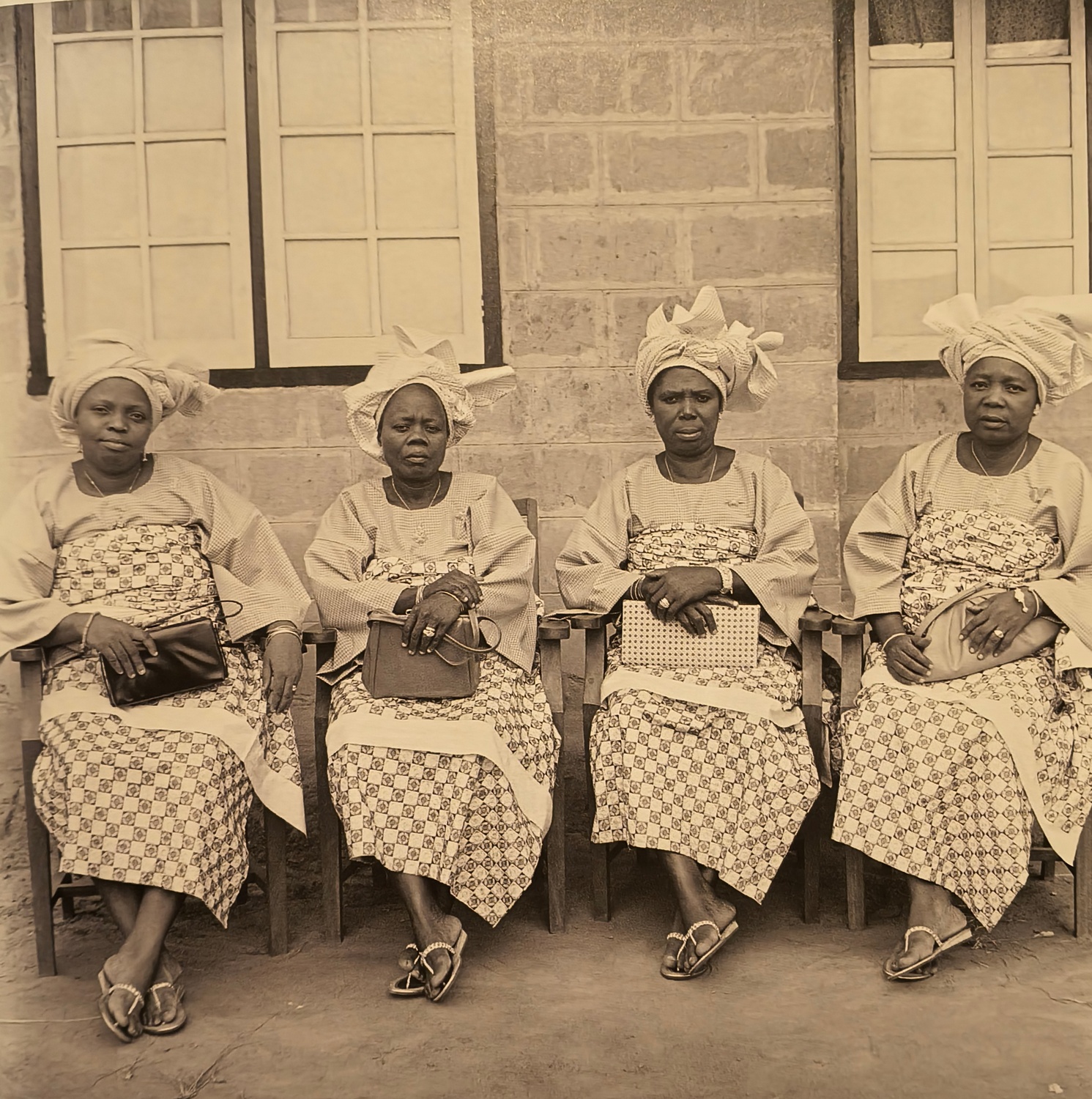African Lace: A history of trade, creativity and fashion in Nigeria - 2010 - Image 2